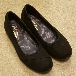 Skechers Air Cooled Memory Foam Shoes